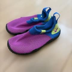 マリンシューズ　NIKE ナイキ　13㎝のサムネイル