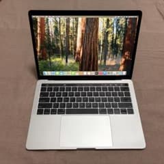 MacBook Pro 2019 13インチ 16GB 256GB US 訳ありのサムネイル
