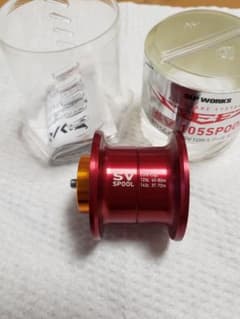 スティーズ　SV105スプール　レッド　中古のサムネイル