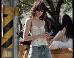 新品未使用 タグ付き ZARA フラワープリント リボンコルセットのサムネイル