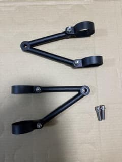 モトトリオ　ヘッドライトステー　ボンネビルT120のサムネイル