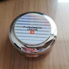 マック　クッションファンデーションのサムネイル