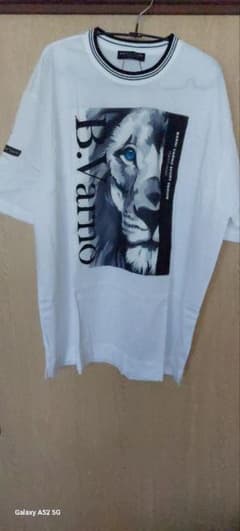 お値下げしました BarniVarno ライオンプリント Tシャツのサムネイル