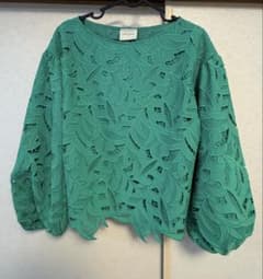 UNITED ARROWS EMB LACE ボリュームスリープ ブラウス Bのサムネイル