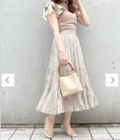 まゆゆ様専用☆ dazzlin♡フリルコンパクトトップスのサムネイル