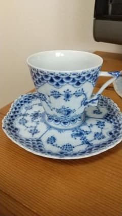 ロイヤルコペンハーゲン フルレースカップ&ソーサーのサムネイル
