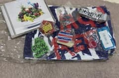 MrsGreenApple過去販売グッズ8点セット - メルカリ