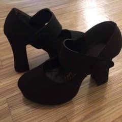 Black pumps♡のサムネイル