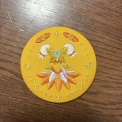 キュアサンシャイン　刺繍 缶バッジ　衣装のサムネイル