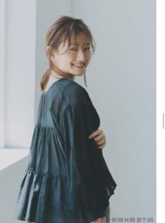cohina バックティアードブラウス　シアーシャツ　ブラック　Sのサムネイル