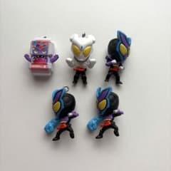 仮面ライダーガウ ガチャガチャセットのサムネイル