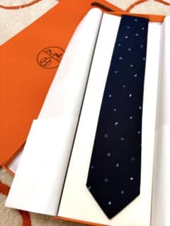 ヘレンメリル　エルメス ネイビー ドット柄 ネクタイ ヘレンメリル様専用 エルメス ネイビー ドット柄 ネクタイ - メルカリ