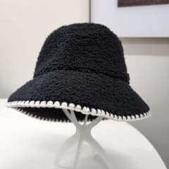 ugg 帽子　未使用品のサムネイル