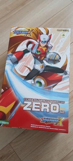 【新品未開封】ロックマンX ゼロ プラモデル コトブキヤ 1/12スケールのサムネイル