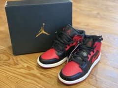 Nike Air Jordan 1 Mid GS Bred Black Redのサムネイル