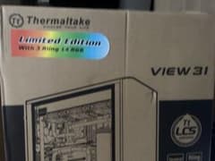Thermaltake VIEW 31 Limited Editionのサムネイル