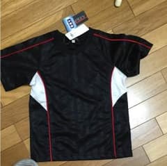130cm✨新品タグ付き tシャツ✨のサムネイル