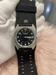 NIXON 腕時計 ミリタリー ブラック ナイロンベルト メンズ - メルカリ