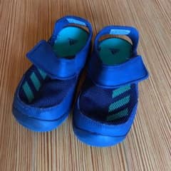 キッズ サンダル スニーカー adidas 15cmのサムネイル