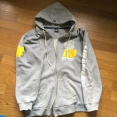 アルファヌメリック パーカーのサムネイル