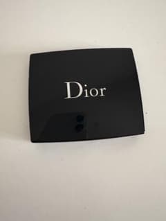 Dior パウダーチーク 赤 ブラシ付きのサムネイル