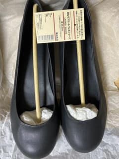 フラットシューズの定番（黒）のサムネイル