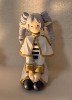 Funeral Frieren Chokonose Premium Figure - Now has vertical curls