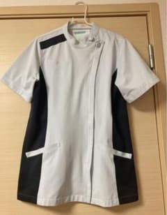 本日少し値下げしました。ナース服　KAZEN LLサイズのサムネイル