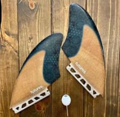 入手困難 レア 新品 RASTA TWIN KEEL ツインフィン - メルカリ