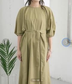 新品　KBF ワンピース ステッチボリューム　スリーブ　ワンピースのサムネイル