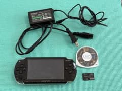 動作確認済 PSP1000 電源・メモリーカード有、バッテリー無、モンハン3付のサムネイル