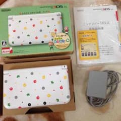 美品☆3DS LL本体 とびだせ どうぶつの森仕様 おまけ付きのサムネイル