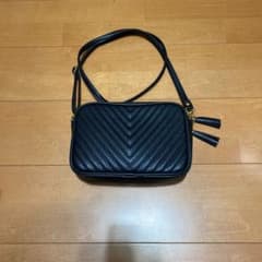 ショルダーバッグのサムネイル