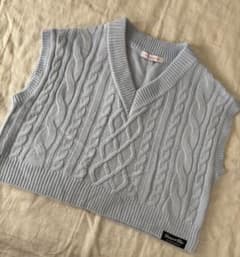 【メリーさん専用】【美品】ライトオン　ベスト　140センチのサムネイル