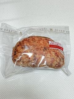 セブンイレブン パンポーチ お好み焼きパン　C賞のサムネイル