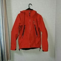 アークテリクス マウンテンパーカー ゴアテックスのサムネイル