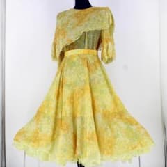 【美品 日本製社交ダンス衣装】上下セット トップス スカート UNA 黄色 美品 日本製社交ダンス衣装】上下セット トップス スカート UNA 黄色