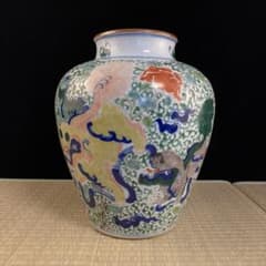 五彩獅子文壷 中国清時代 古美術 五彩獅子文壷 中国清時代 古美術 - メルカリ