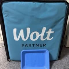 Wolt 配達用バッグ 保冷バッグ リュックのサムネイル