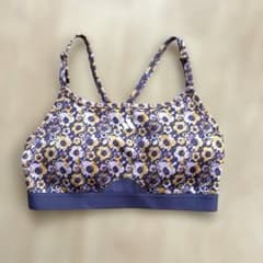adidas スポーツブラ　花柄のサムネイル