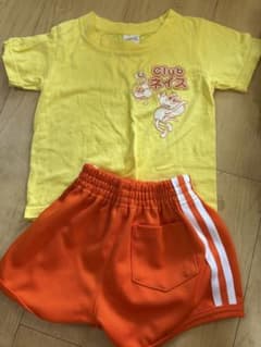 子供用イラストTシャツとショートパンツセットのサムネイル