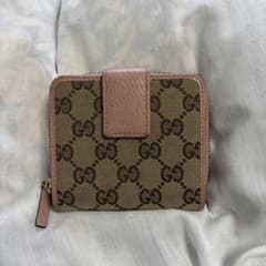 雑*草様 Gucci GGパターン 二つ折り財布 ベージュ/ピンクのサムネイル