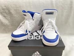 adidas ハイカットスニーカー　キッズ　22.5のサムネイル