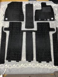タピオカ様専用　　VOXYフロアマットのサムネイル