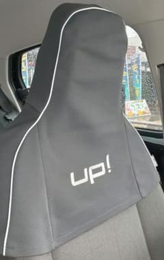 VW up! 純正　シートカバー　1台分のサムネイル