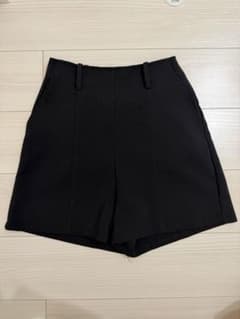 clear ショートパンツのサムネイル