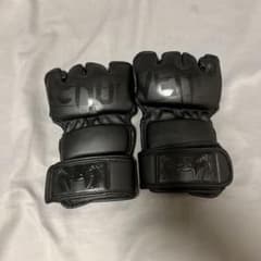 venum オープンフィンガーグローブ　MMAグローブのサムネイル