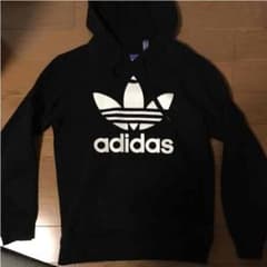 adidasパーカー 裏起毛 黒のサムネイル