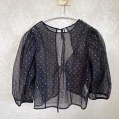 ドット柄黒ブラウス M coca 美品のサムネイル