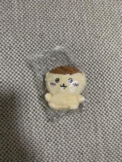 ちいかわ　おすわりぬいぐるみ　くりまんじゅうのサムネイル
